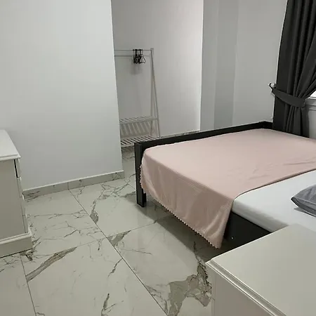 Lutfen Rez Yapmayin Iptal Olacaktir Apartment